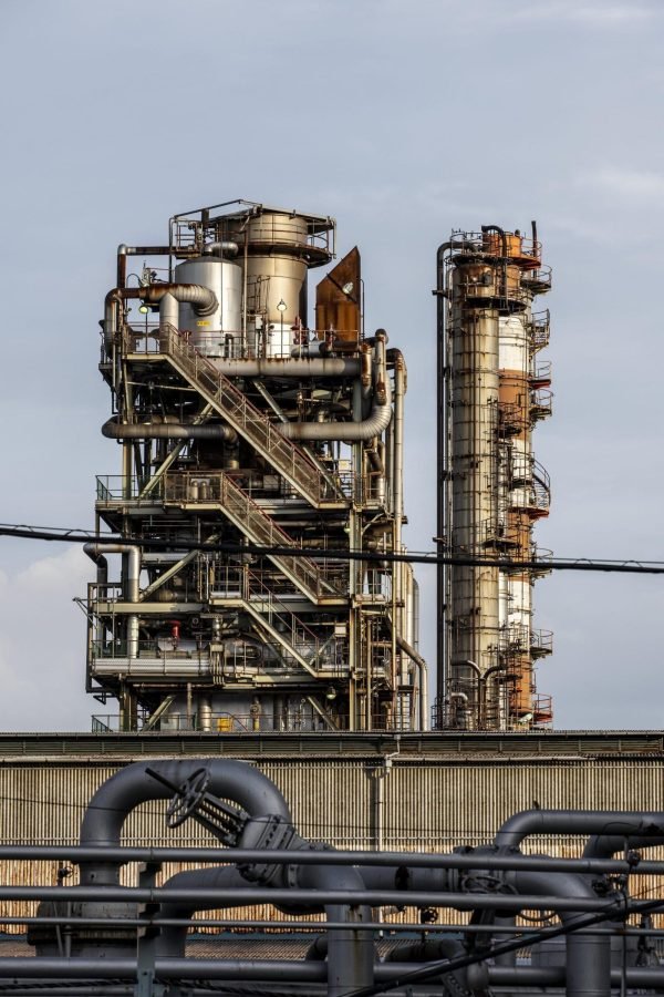 pollution-industry-exterior-daylight-scaled